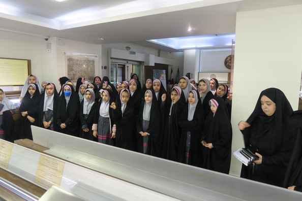 بازدید مدارس و دانشگاه ها