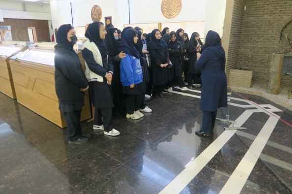 بازدید مدارس و دانشگاه ها